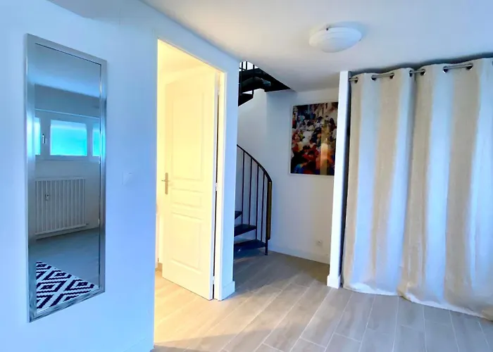 Bright Executive Space Calm Rest And Work 公寓 *